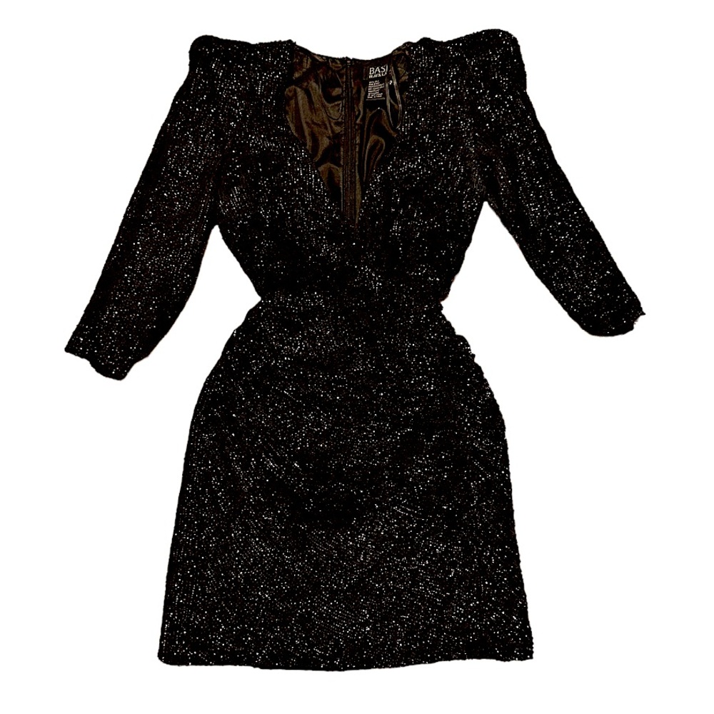 Basix Black Label Dress! ✨ Elevate Your Night Out in this Glamorous number 2